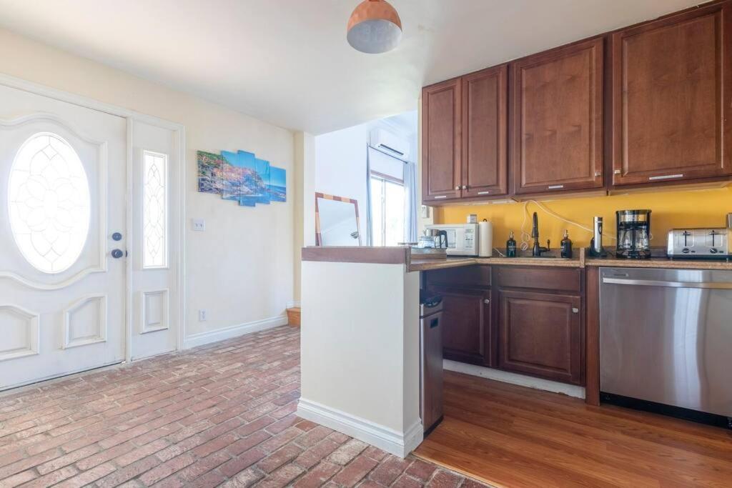 30 Pct Off!! Limited Time! Malibu Zen Guest Suite, Near Beach & Hiking Trails, Central Location Exterior photo